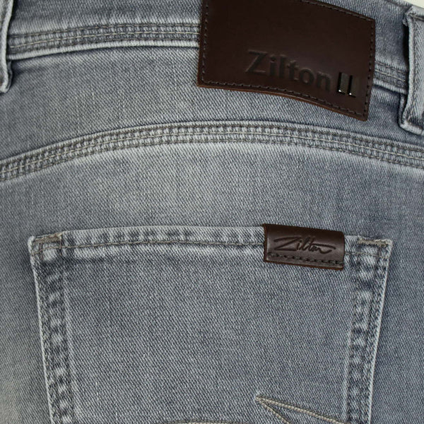 https://content.storeinfo.nl/applicatie/img/1104/20250416165802_1968933_JEANSGRIJSRODGER2.jpg