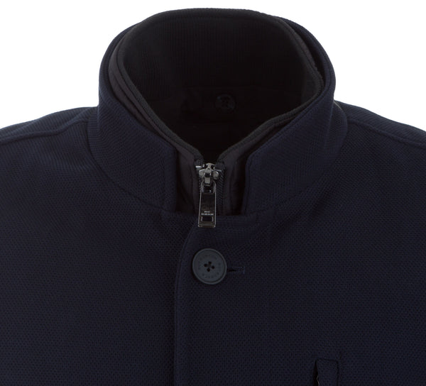 https://content.storeinfo.nl/applicatie/img/1104/20250820113838_3868142_royrobsonhybridcoatdarkeveningblue2.jpg