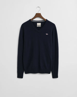 https://content.storeinfo.nl/applicatie/img/1104/20250828150900_553168_GANTlambswoolvnecknavy.webp
