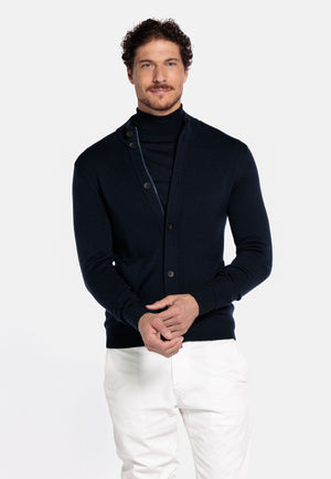 https://content.storeinfo.nl/applicatie/img/1104/20250917154508_1714732_20TM120navy2.jpg