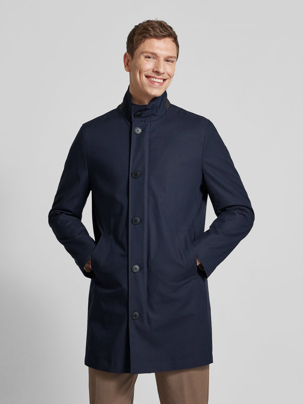 https://content.storeinfo.nl/applicatie/img/1104/20251003113513_3838636_royrobsonnewraincoat4.webp