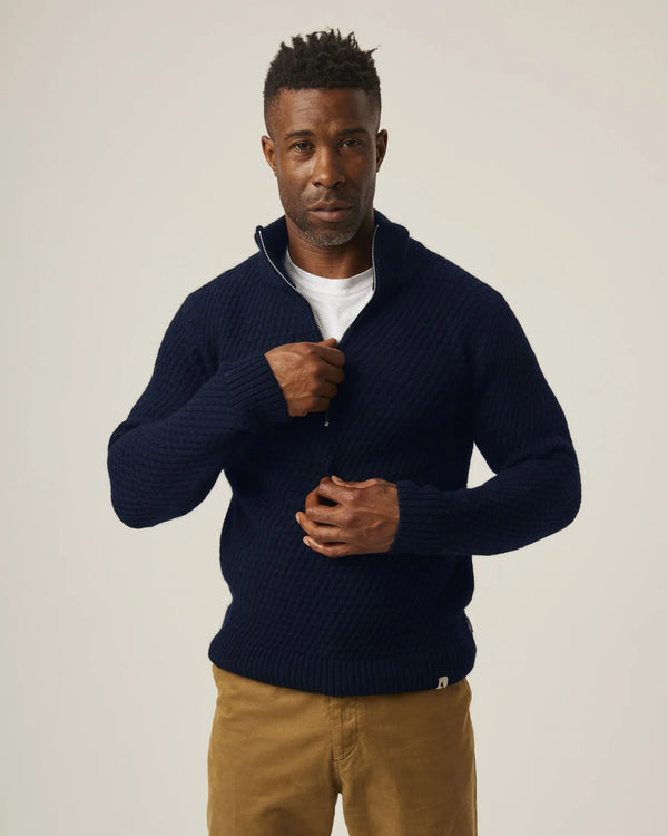 https://content.storeinfo.nl/applicatie/img/1104/20251008131114_2072140_BirchallZipNeckNavyMainaba0252a834243d18f90a81827805cc7.webp
