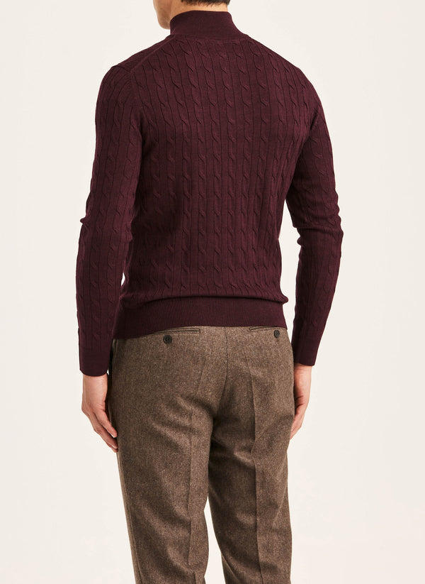 https://content.storeinfo.nl/applicatie/img/1104/20260923164550_4159642_901462MerinoCableJohnZip48WineRed3.jpg